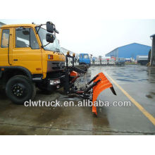Dongfeng 8 cbm multifunctional suction truck with snow shovel
